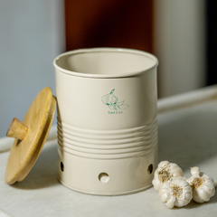 Gourmet Garlic Container with Wooden Lid