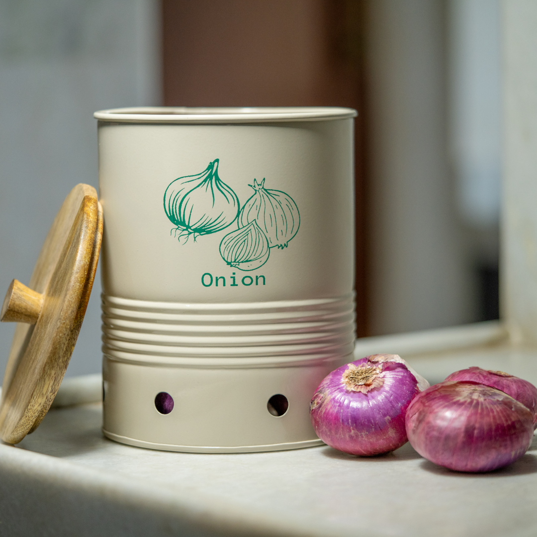 Gourmet Onion Container with Wooden Lid